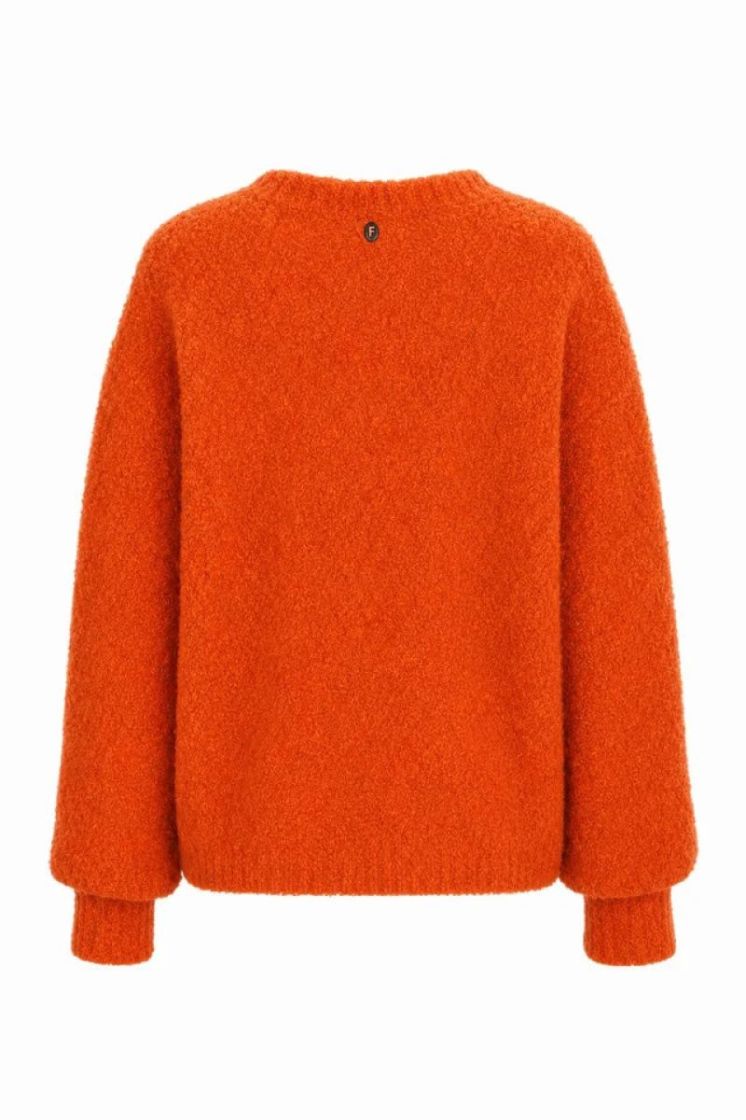 Sapporo pull orange