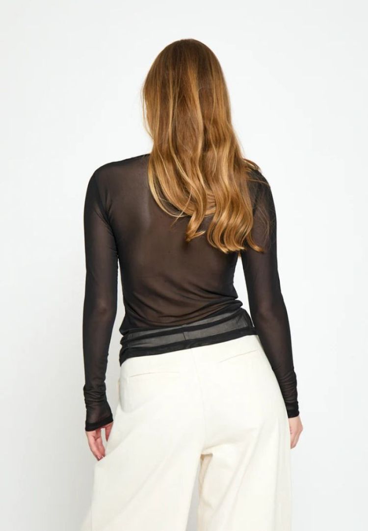 Dajana Long Sleeve Top 100 black