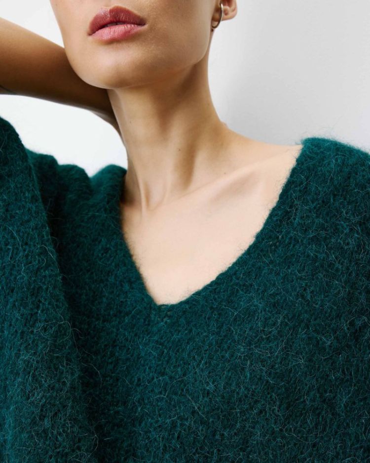 Sleeveless V-neck Atticus emeraude