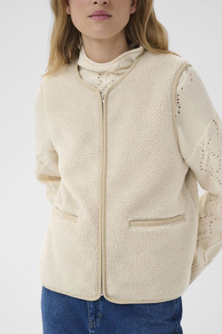 Camelie outerwear 130401