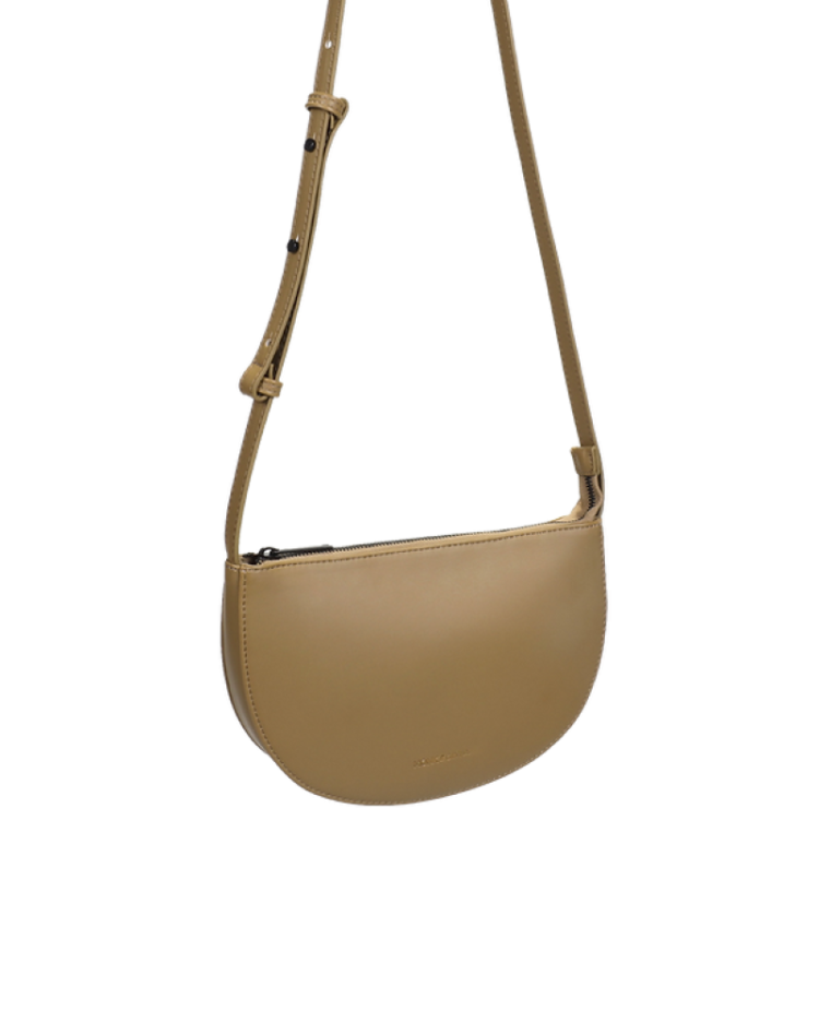 Farou half moon bag  wheat