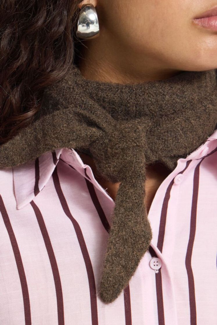 Folthea scarf 190915 Coffee B